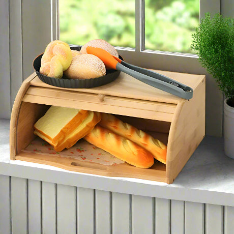 Boite-a-pain-en-bois-taille