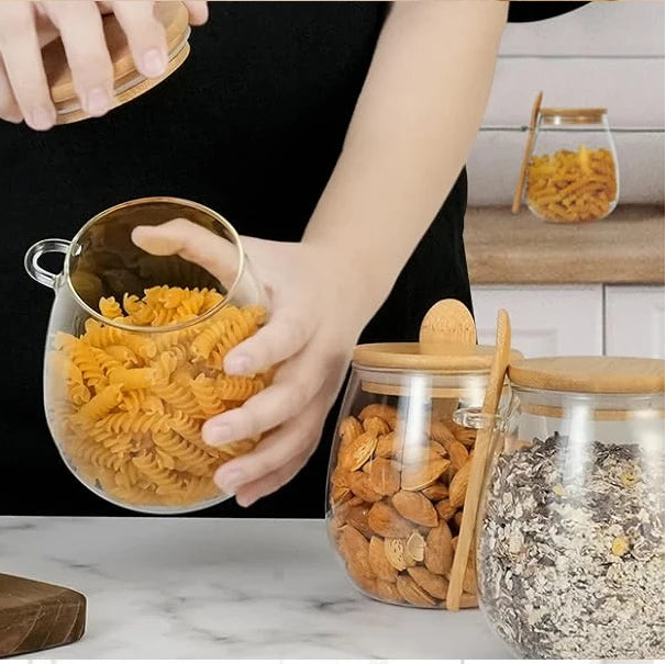 Pot en verre avec couvercle | Figurine™